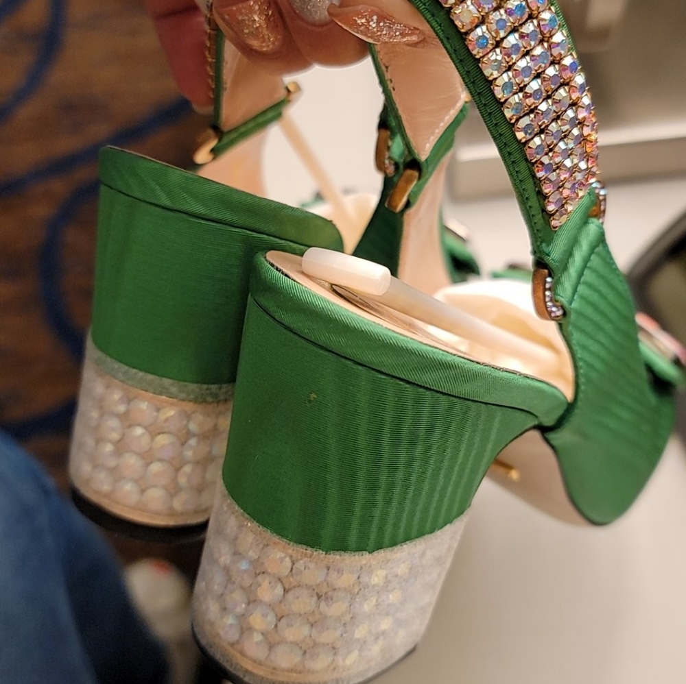 Gucci shoes new size 7.5 - Picture 2 of 4